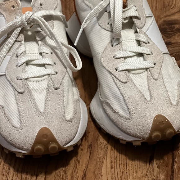 New Balance 327 white trainers sneakers - Picture 7 of 7